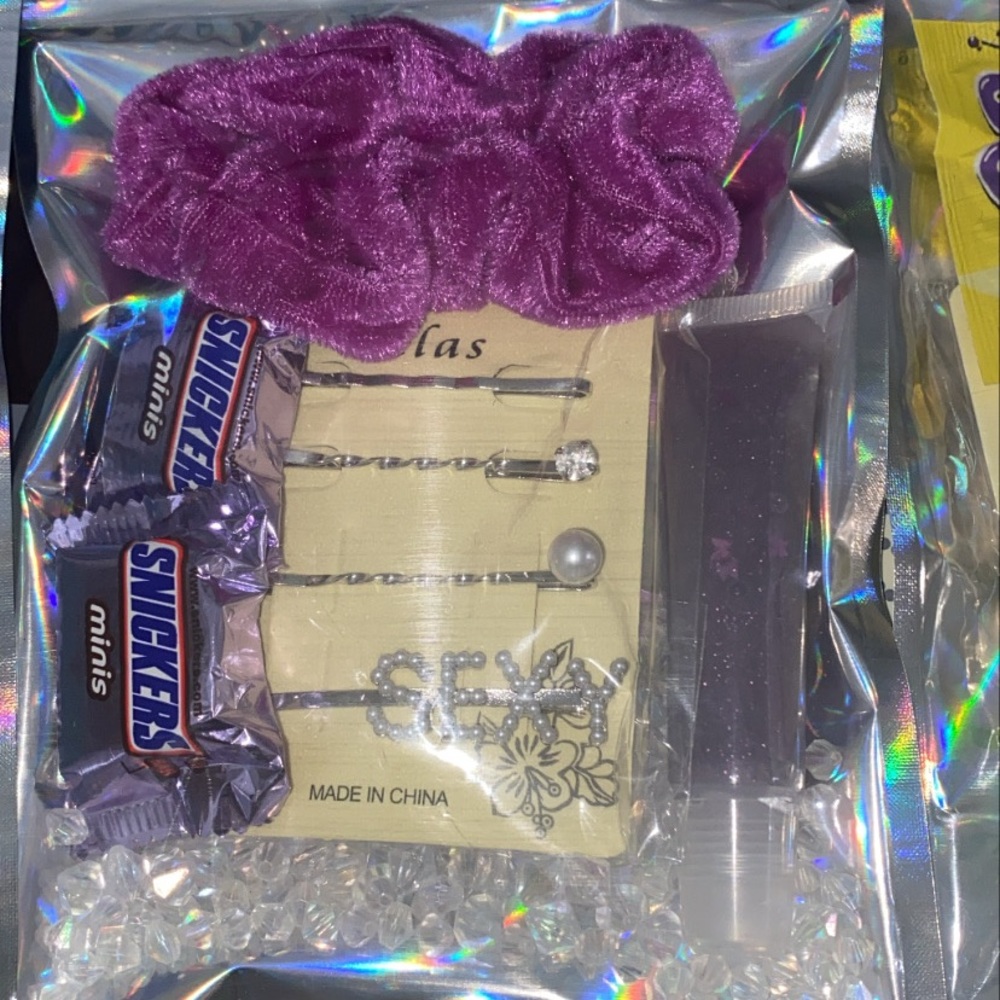 Lip gloss goodie bag!